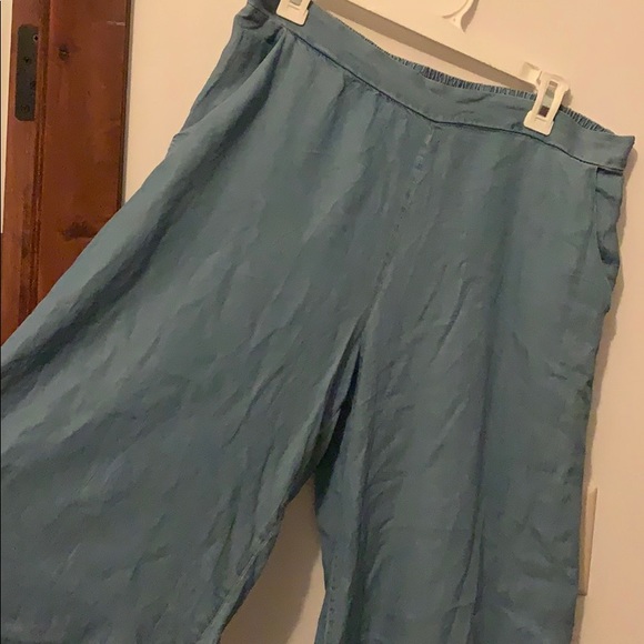 pants - Picture 2 of 2